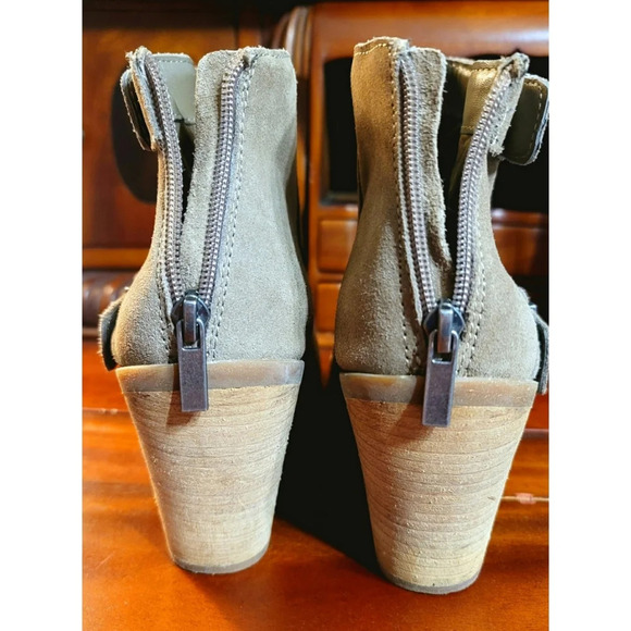 Lucky Brand "Emerlee" Booties Size 8 - Picture 3 of 8